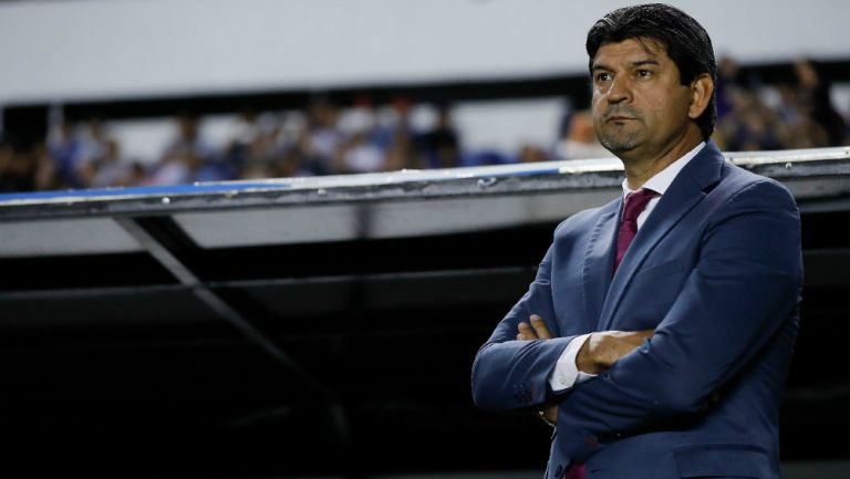 Pepe Cardozo durante el juego ante Gallos