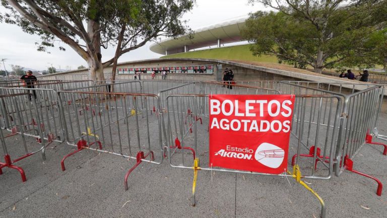 Estadio Akron anuncia boletos agotados para el Clásico Nacional