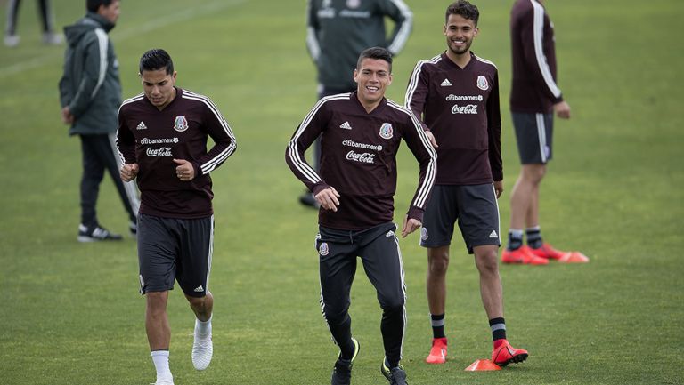 Práctica de los seleccionados mexicanos previa a su duelo vs Chile