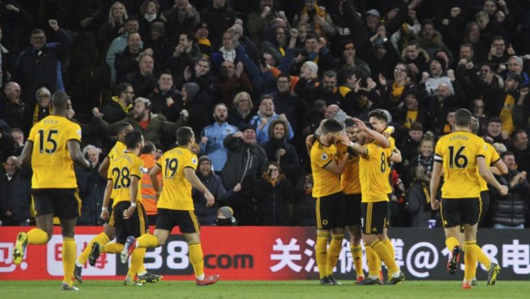 Wolves festejando un gol ante el Manchester United 