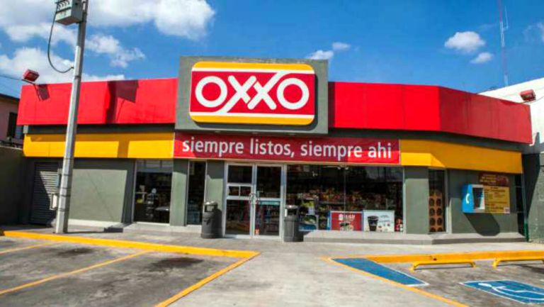 Un niño fue olvidado en un Oxxo en Chiapas 