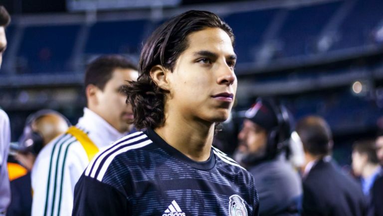 Diego Lainez, durante un juego de la Selección Mayor