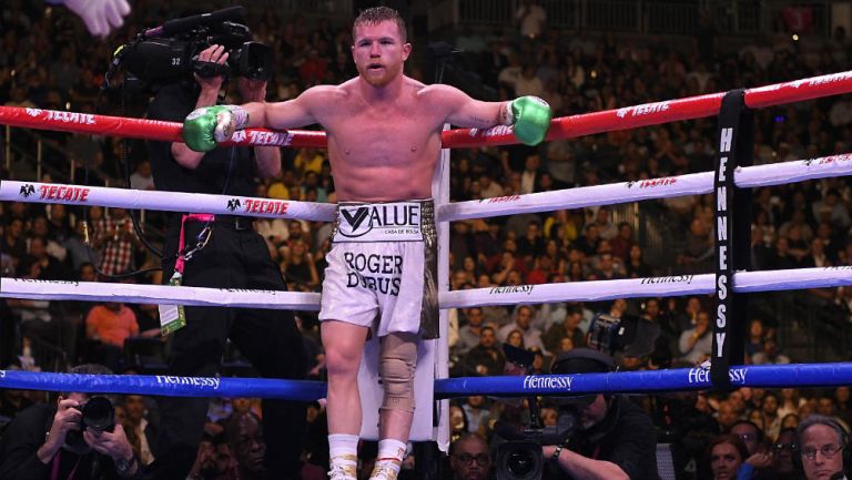 Canelo Álavarez  espera la reanudación de la pelea vs Jacobs