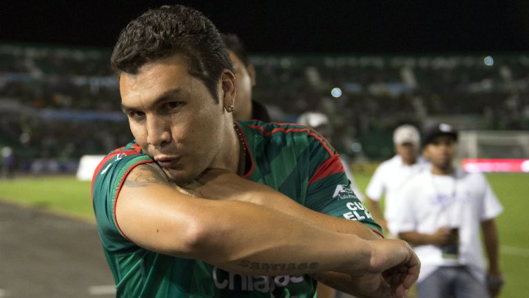 Salvador Cabañas durante un partido contra León 