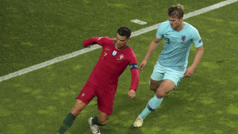 Cristiano y De Ligt, durante la Final de Liga de Naciones