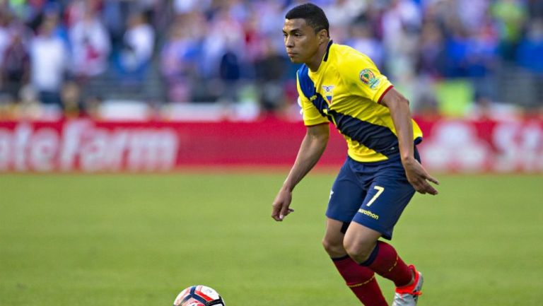 Jefferson Montero, durante un partido de Ecuador