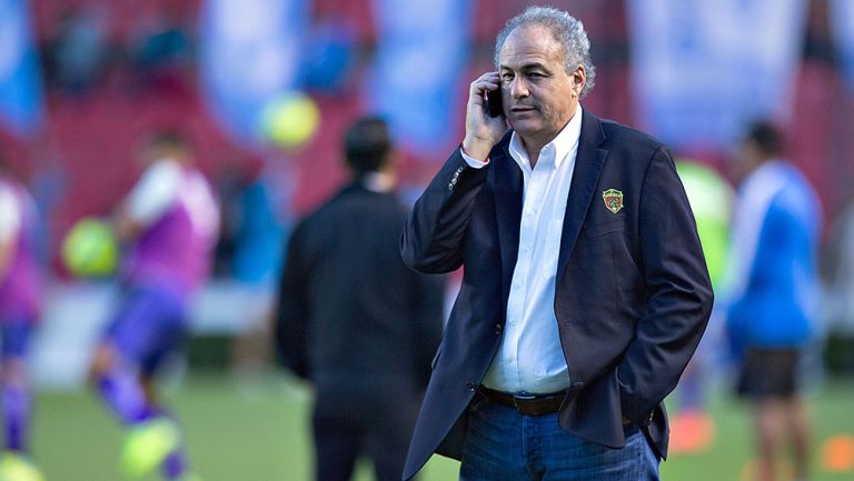 Álvaro Navarro antes de un partido de Bravos de Juárez