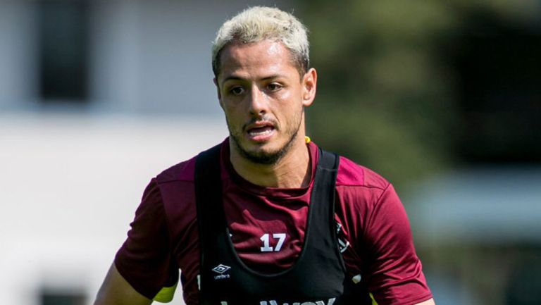 Javier Hernández en entrenamiento con el West Ham