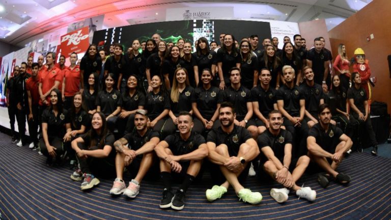 Jugadores de Juárez FC presentan playeras