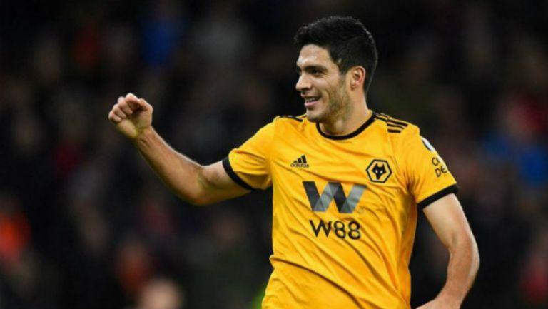 Jiménez festeja un gol con Wolverhampton