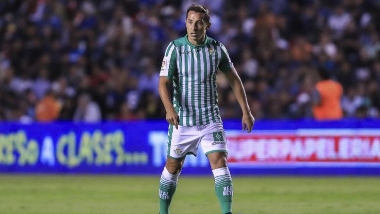 Andrés Guardado, en el juego entre Querétaro y Betis