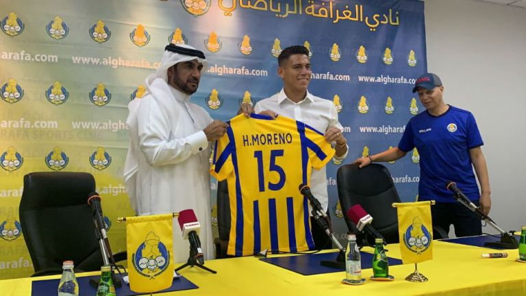 Héctor Moreno durante su presentación el Al Gharafa SC de Qatar