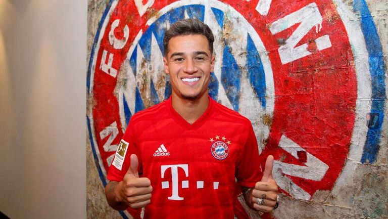 Philippe Coutinho en su presentación con Bayern