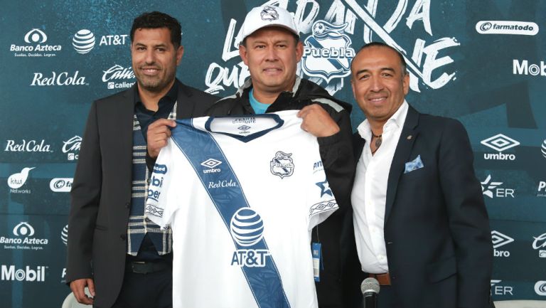 Puebla Presentó De Forma Oficial A Juan Reynoso Como Su Nuevo Dt