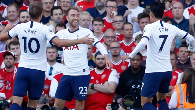 Eriksen celebra un anotación con Tottenham 