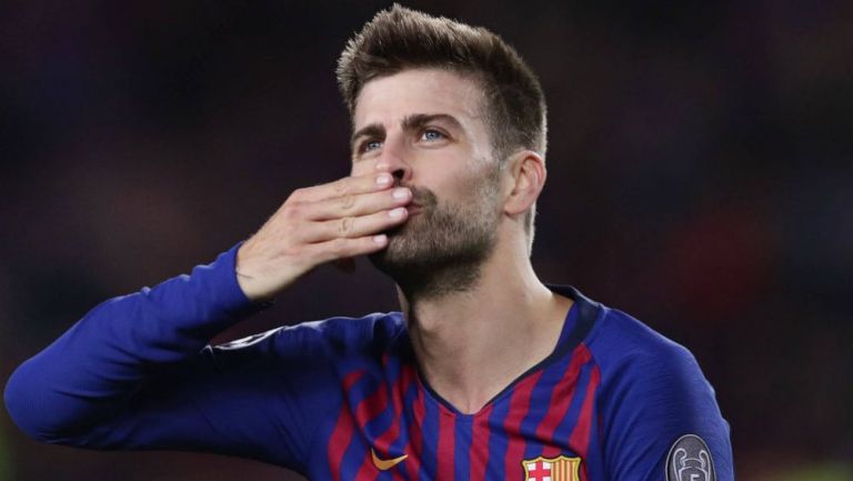 Piqué, en festejo de gol con Barcelona