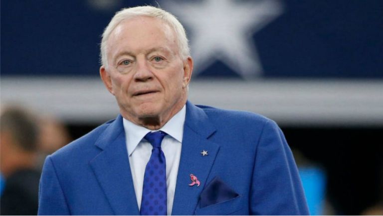 Jerry Jones en partido de Dallas Cowboys