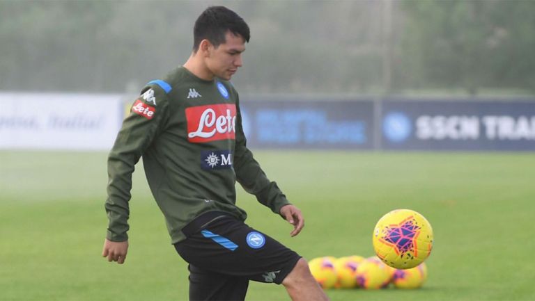 Chucky Lozano, en el entrenamiento del Napoli