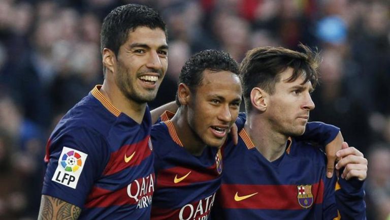 Luis Suárez, Neymar y Messi, en un partido con el Barcelona