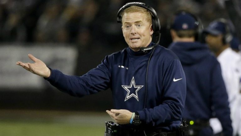 Jason Garrett durante un partido de los Cowboys