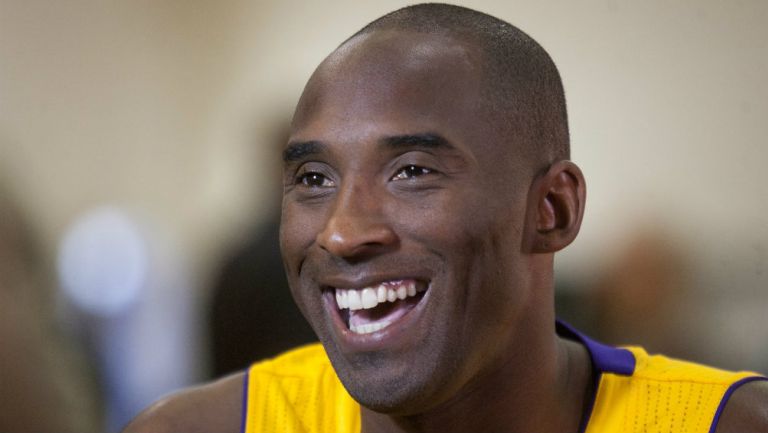 Kobe Bryant en partido con los Lakers