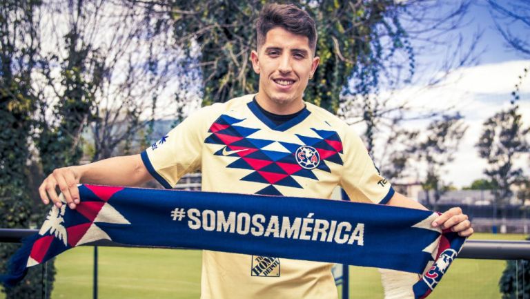 Santiago Cáceres, presentado con el América