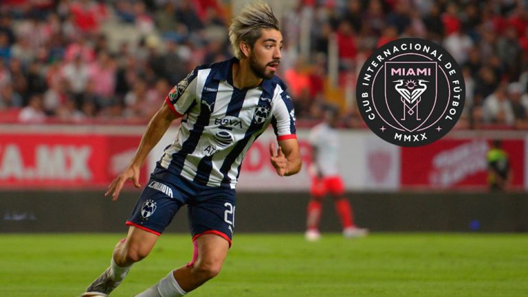 Rodolfo Pizarro durante un partido de Monterrey