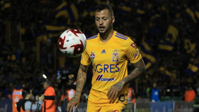 El Diente en su debut contra el San Luis 