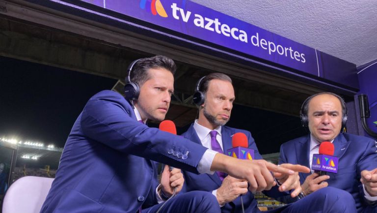 Carlos Guerrero junto a Zague y David Medrano durante una transmisión