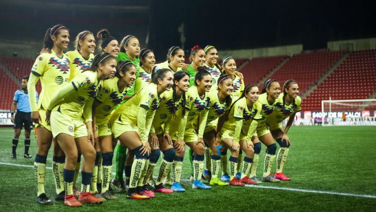 América Femenil en partido