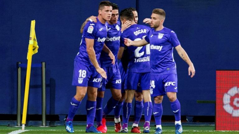 Jugadores del Leganés en celebración en La Cerámica