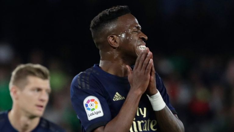 Vinicius, en lamento durante juego del Real Madrid