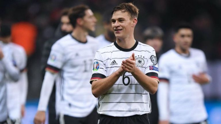 Kimmich, seleccionado alemán, en celebración