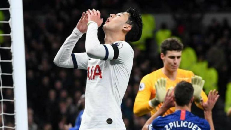 Heung-min Son en acción con Tottenham