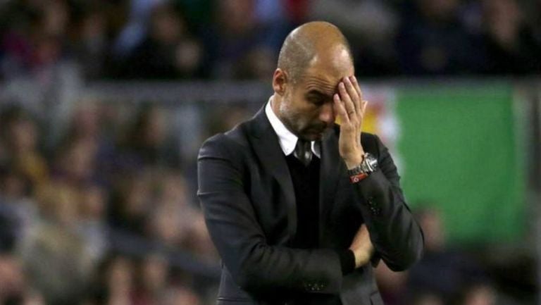 Pep Guardiola se lamenta durante un partido del City