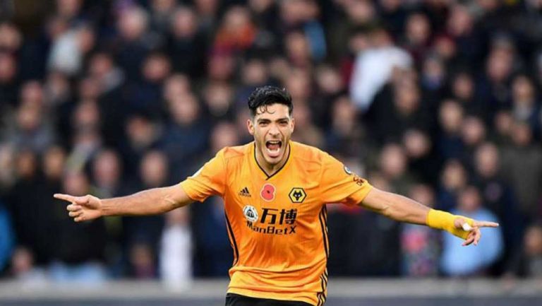 Jiménez, en festejo con Wolves