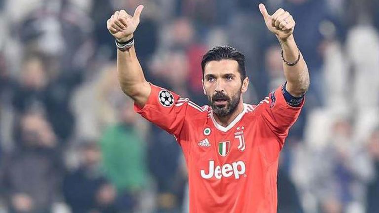 Gianluigi Buffon tras un duelo con la Juventus