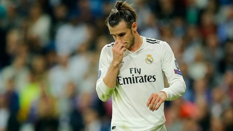 Gareth Bale durante un duelo con el Real Madrid 