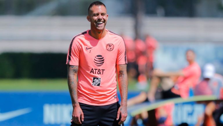 Jérémy Ménez durante un entrenamiento con América