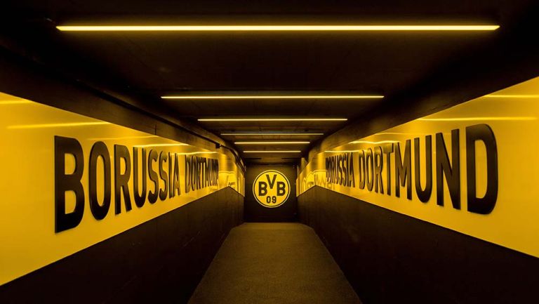 Dortmund advirtió que Bundesliga se hundirá si no se reinicia la temporada