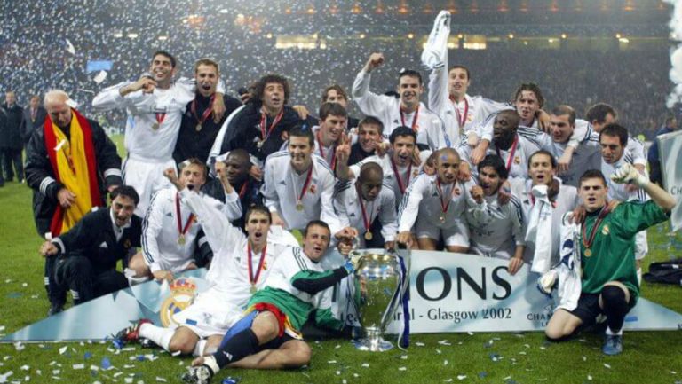 Real Madrid en festejo de la Champions League 2002