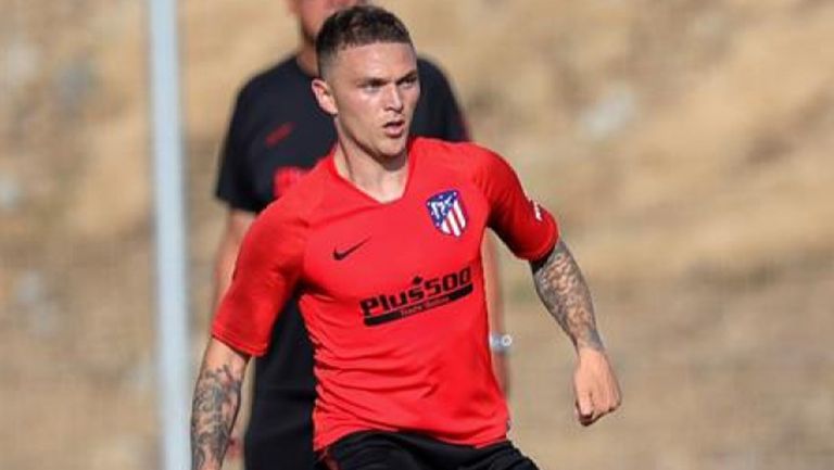 Kieran Trippier en un entrenamiento con el Atlético 