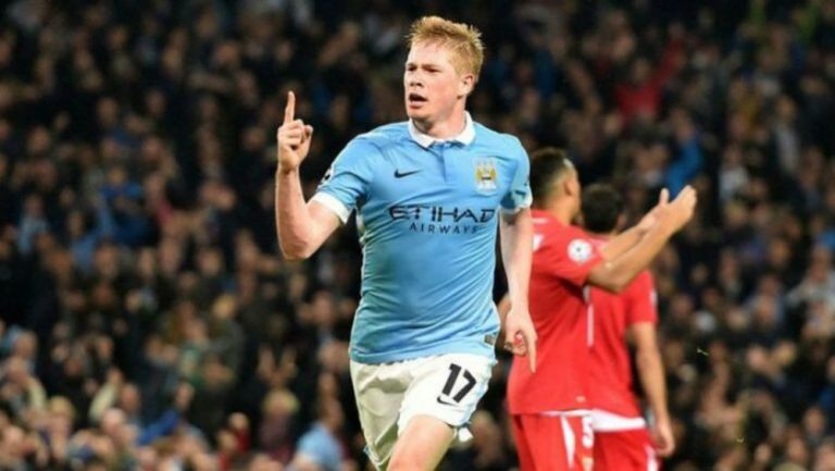 Kevin de Bruyne celebrando una anotación con Manchester City