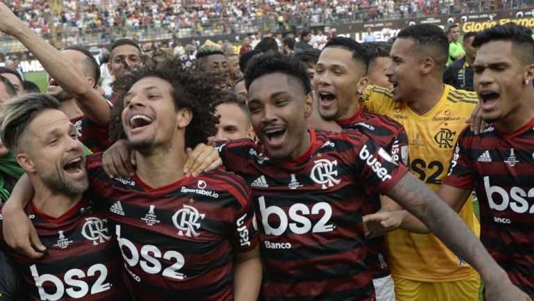 Jugadores del Flamengo celebran un campeonato