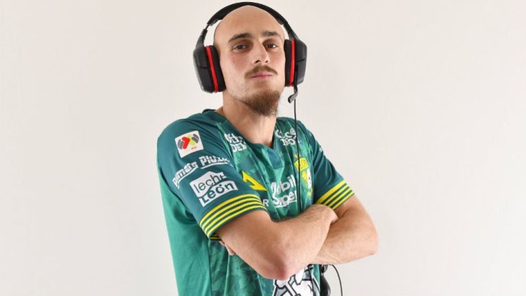 Nico Sosa, jugador de León y sensación en la eLigaMX
