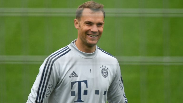 Neuer en entrenamiento con Bayern