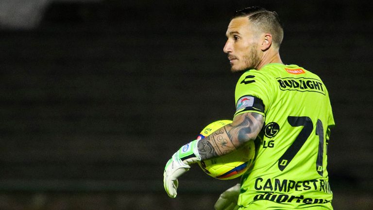 Cristian Campestrini  en partido con Dorados