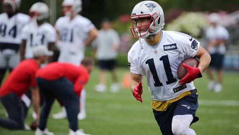 Julian Edelman en los entrenamientos de Patriots