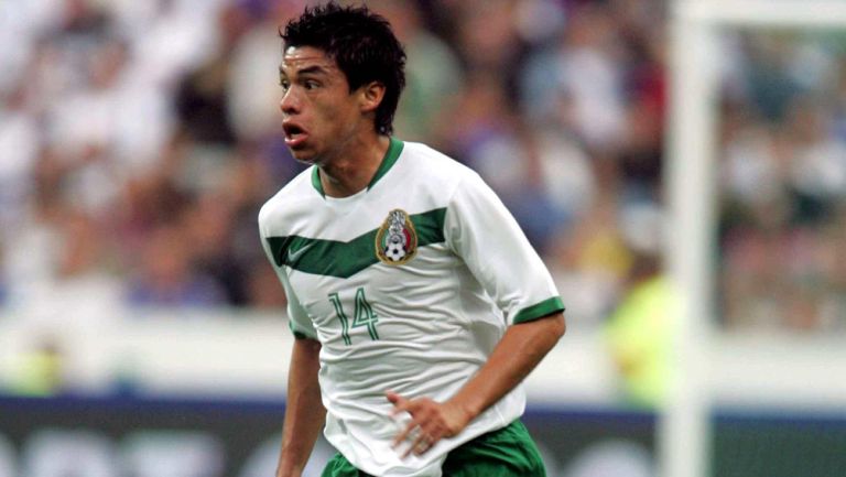 Gonzalo Pineda durante un duelo con el Tri en Alemania 2006 