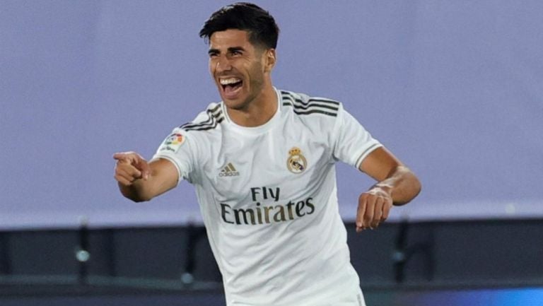 Marco Asensio celebrando su anotación ante Alavés